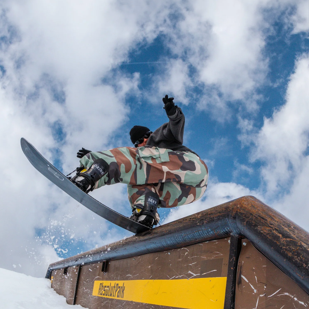 Disaster+ Snowboard