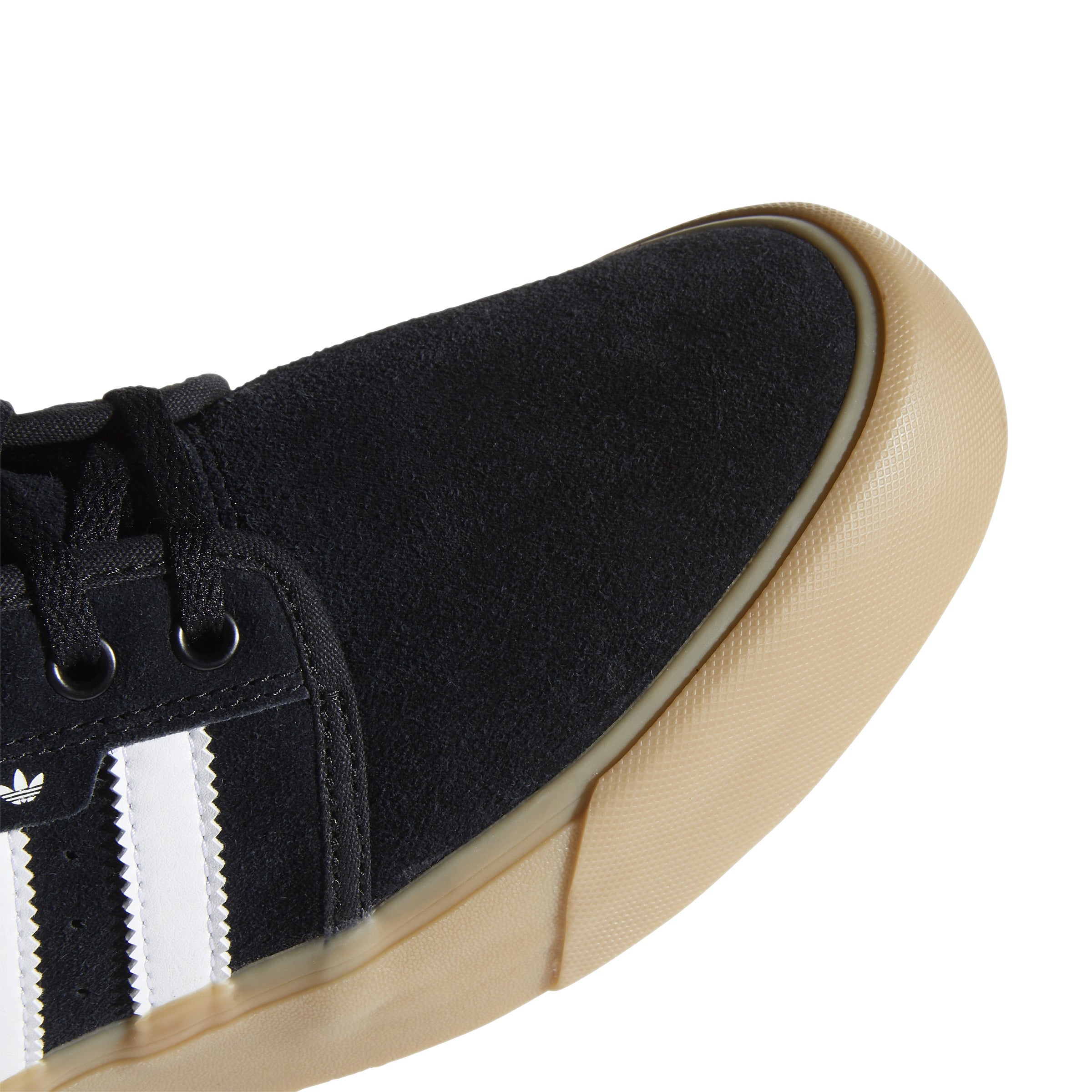 Seeley XT Core Black / Cloud White / Gum