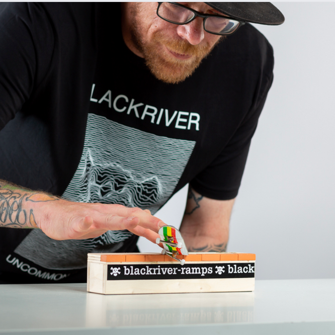 Brick Box Fingerboard Ramp